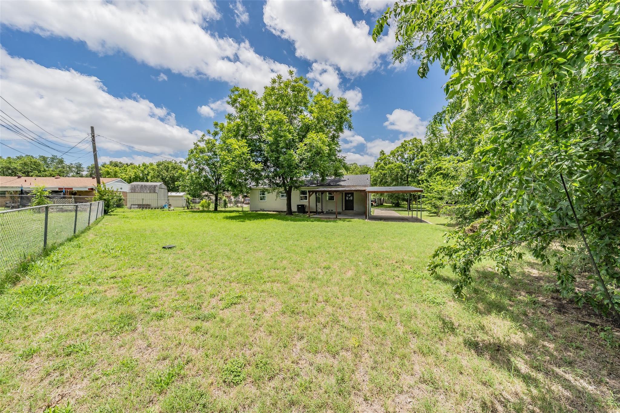 main property photo 34