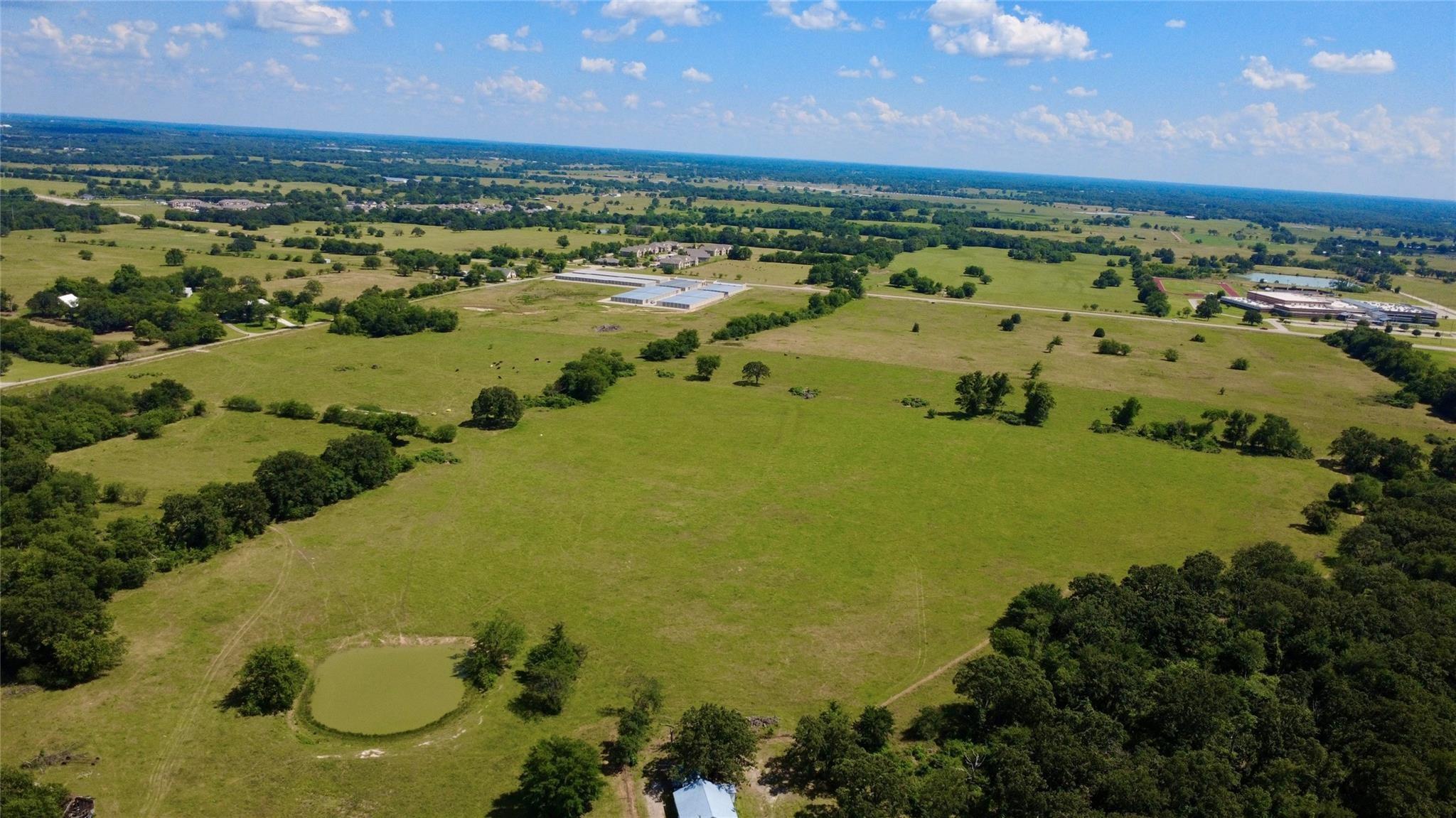 main property photo 13