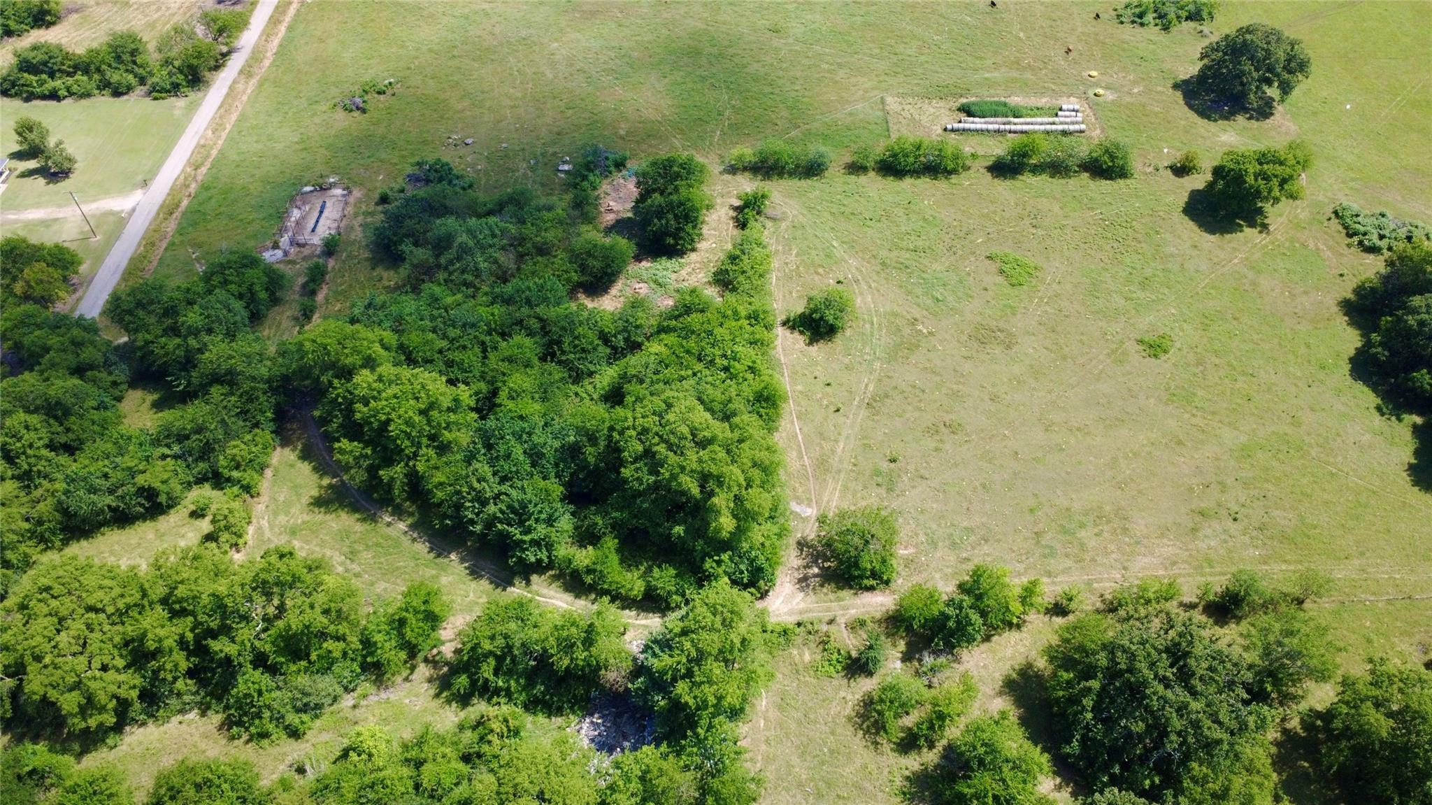 main property photo 8