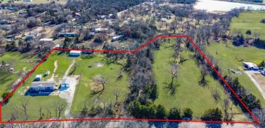 image of property with 3 Bed | 2 Bath | 1,920 Sqft