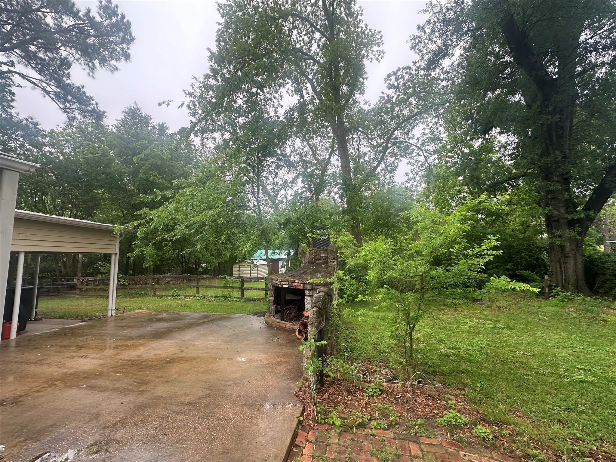 main property photo 23