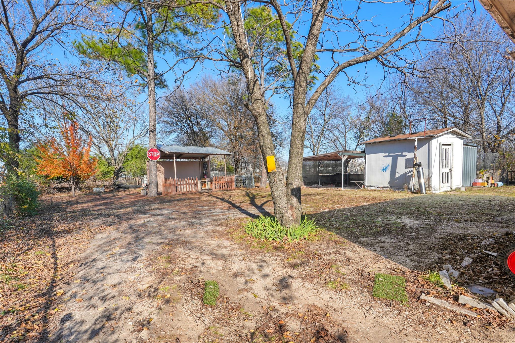 main property photo 14