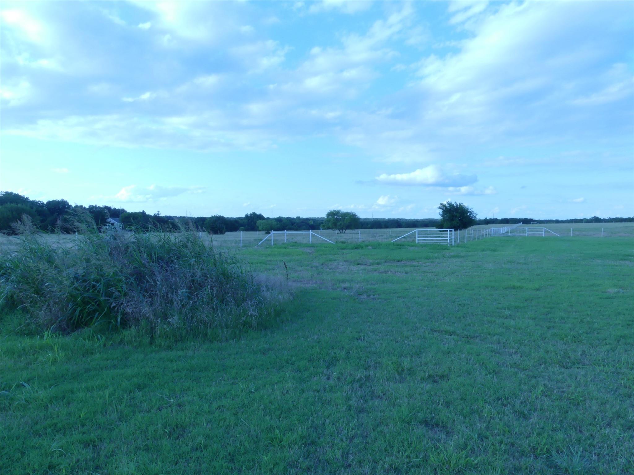 main property photo 19