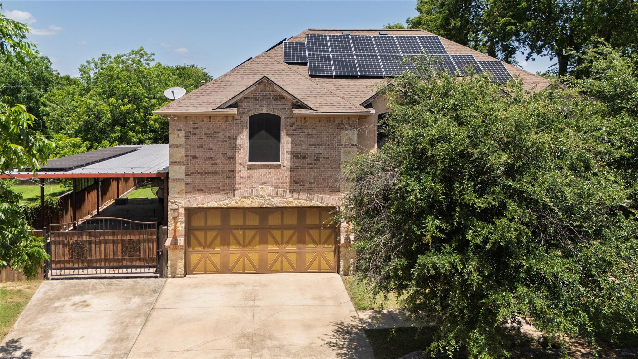 main property photo 5