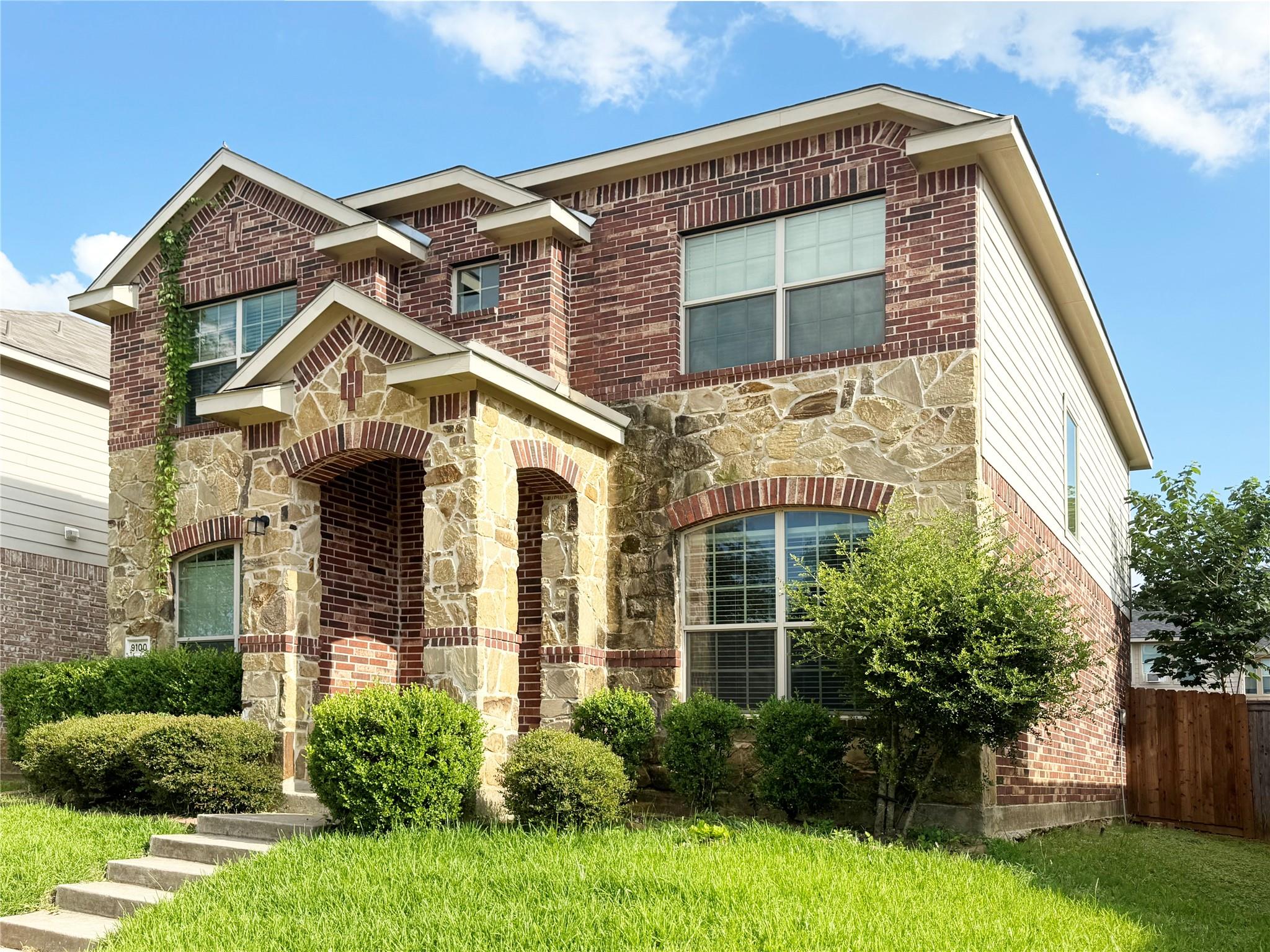 main property photo 2