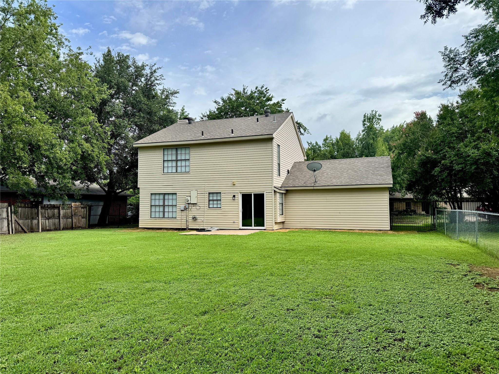 main property photo 2