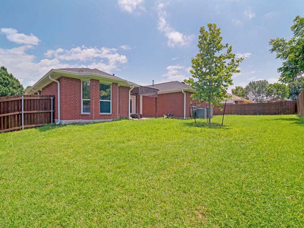 main property photo 20