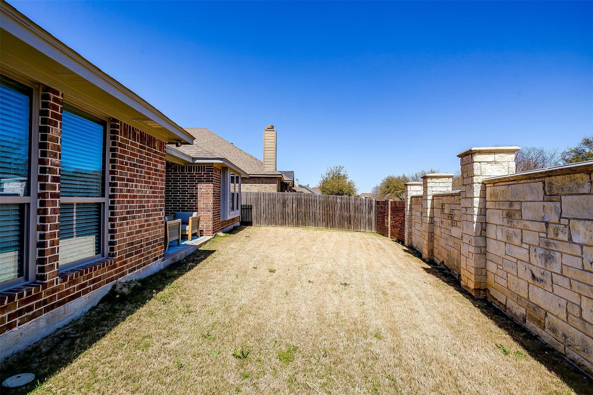main property photo 31