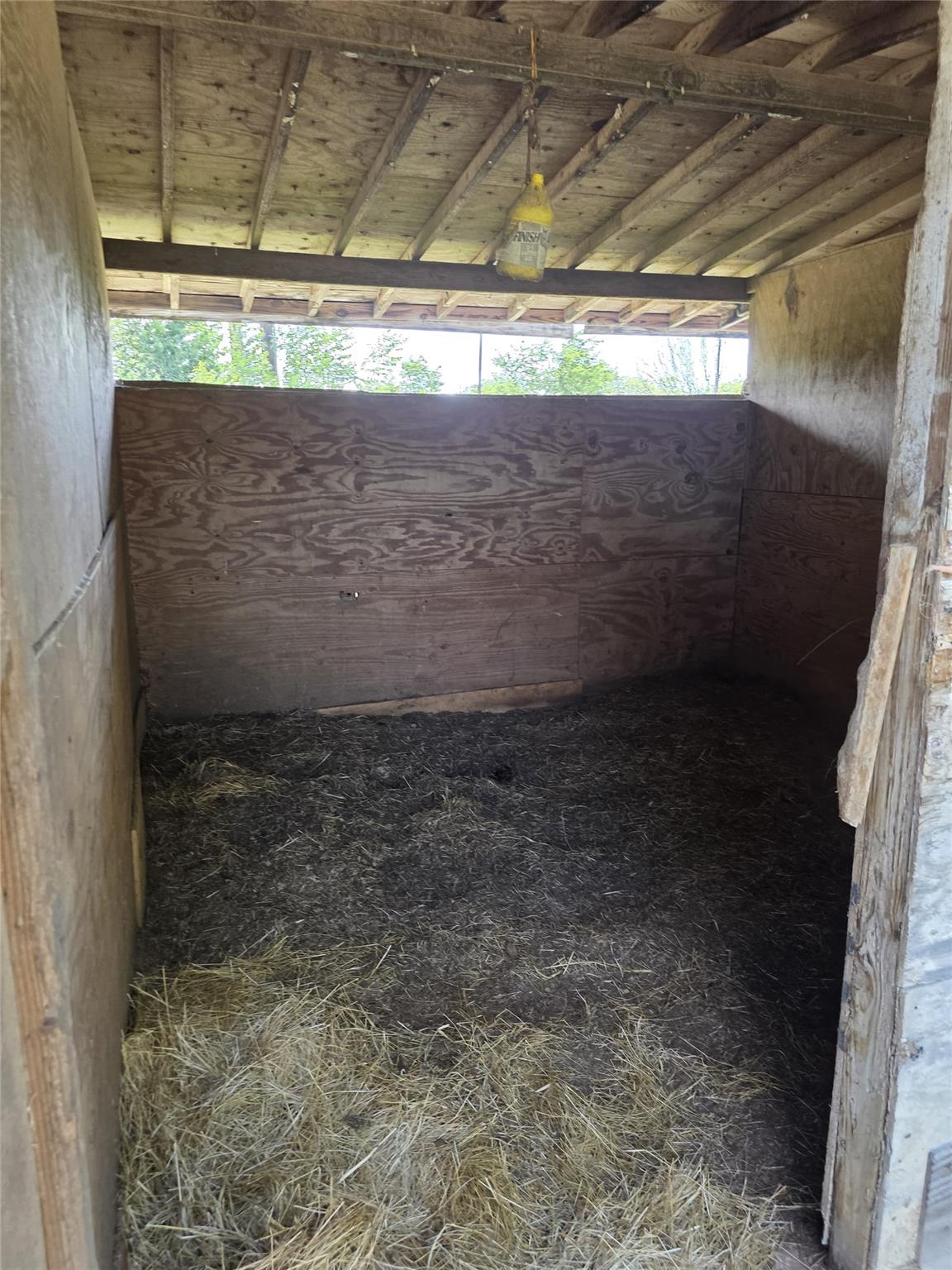 main property photo 11
