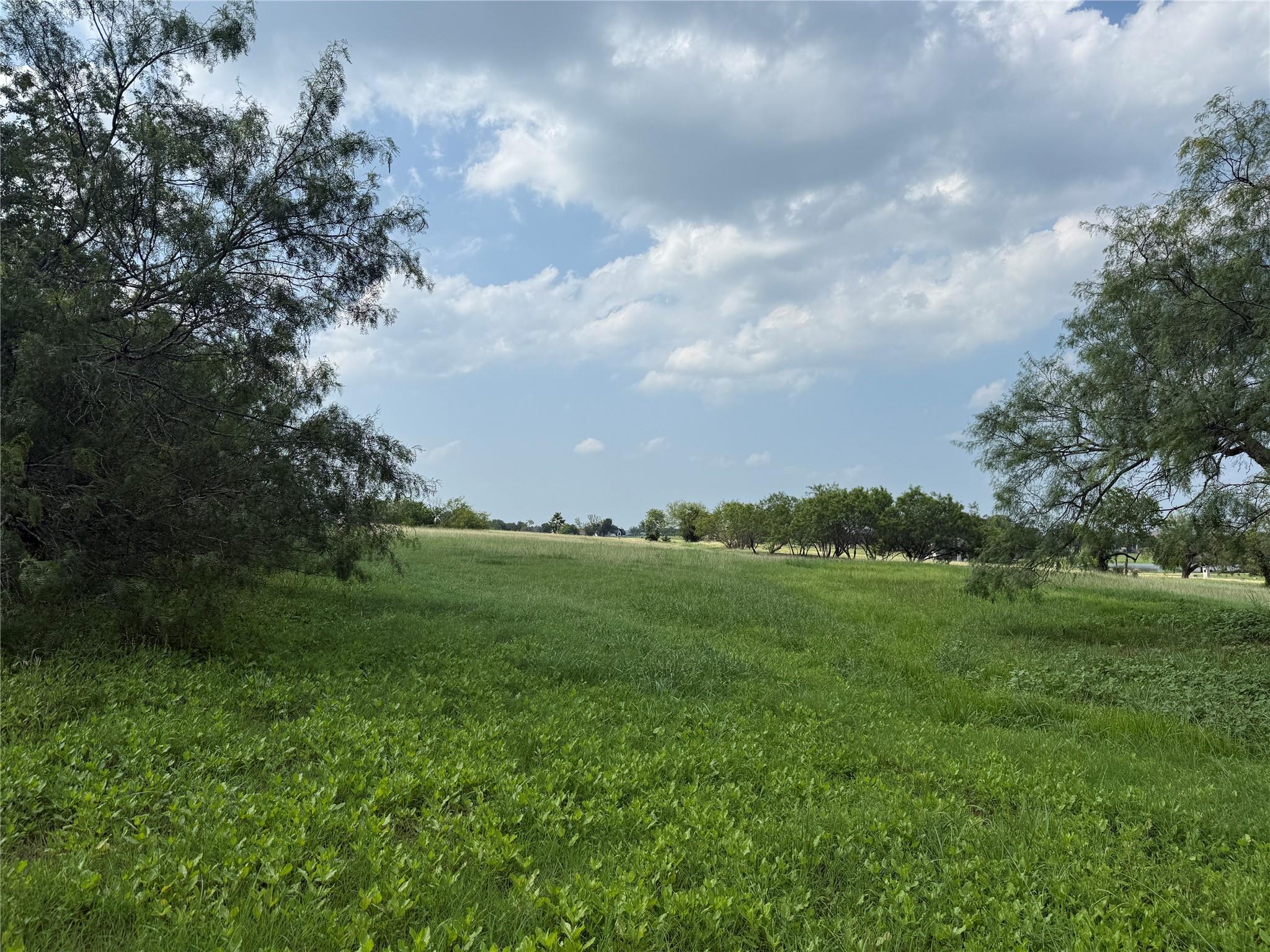 main property photo 30