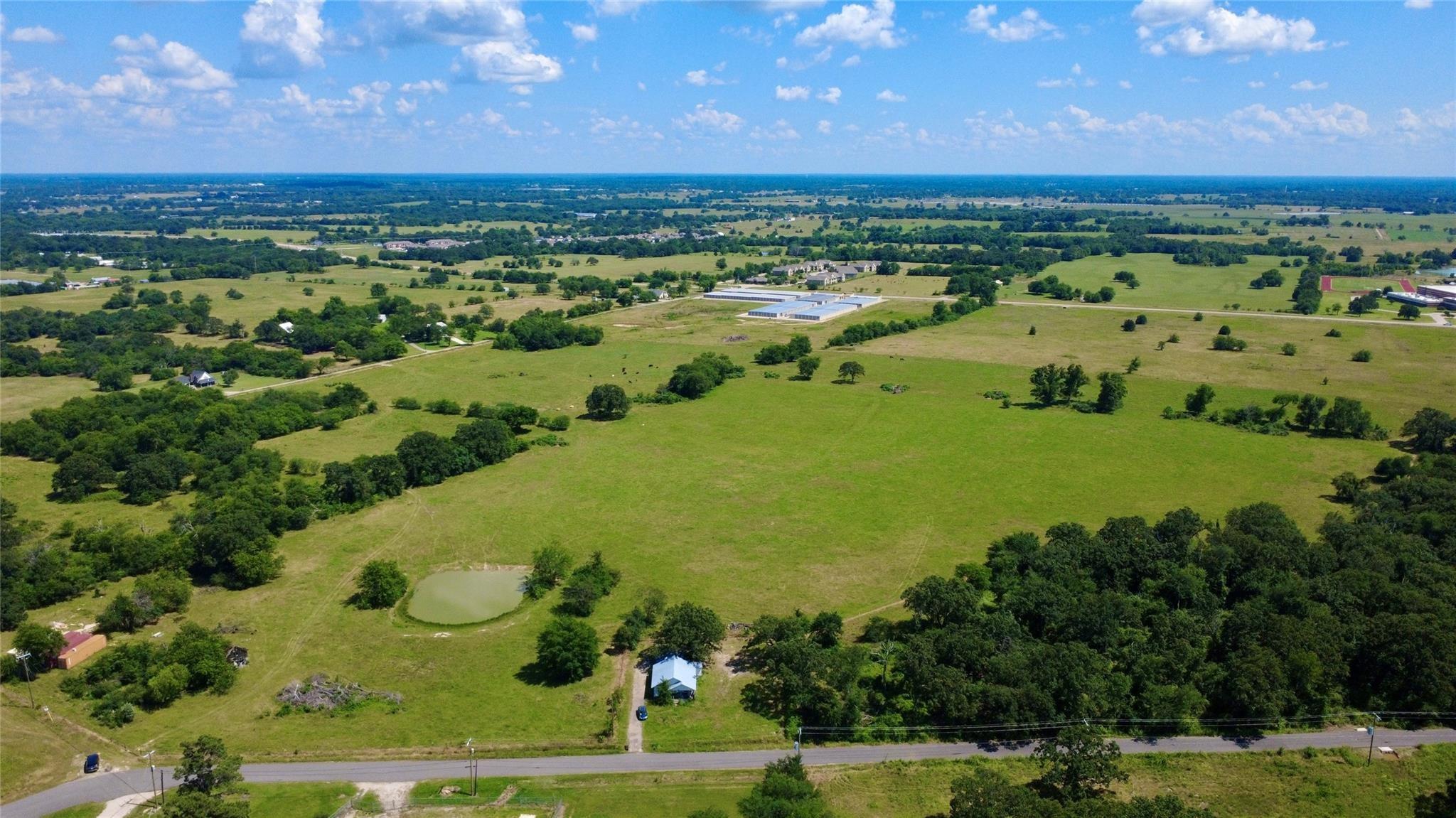 main property photo 15