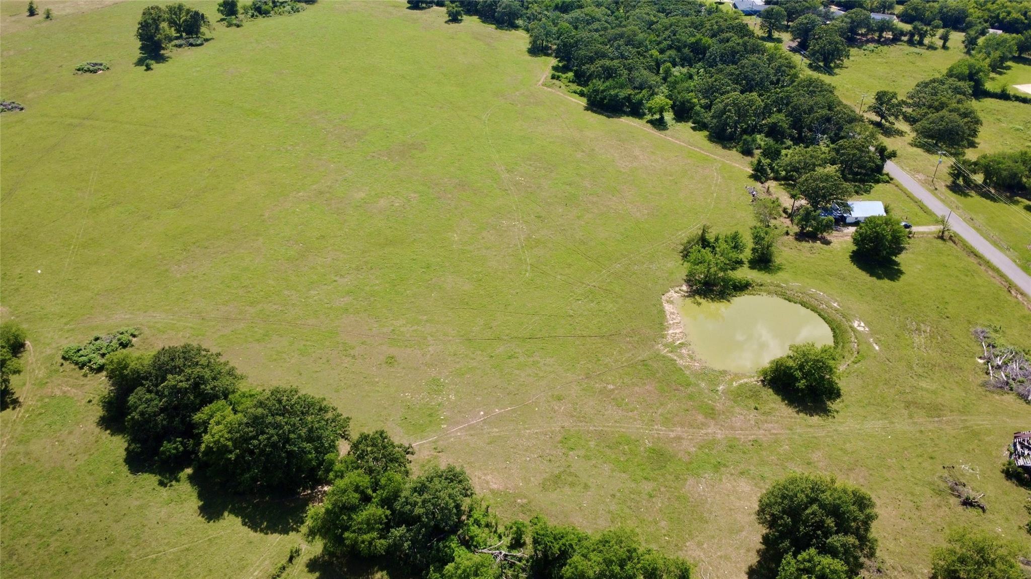 main property photo 9