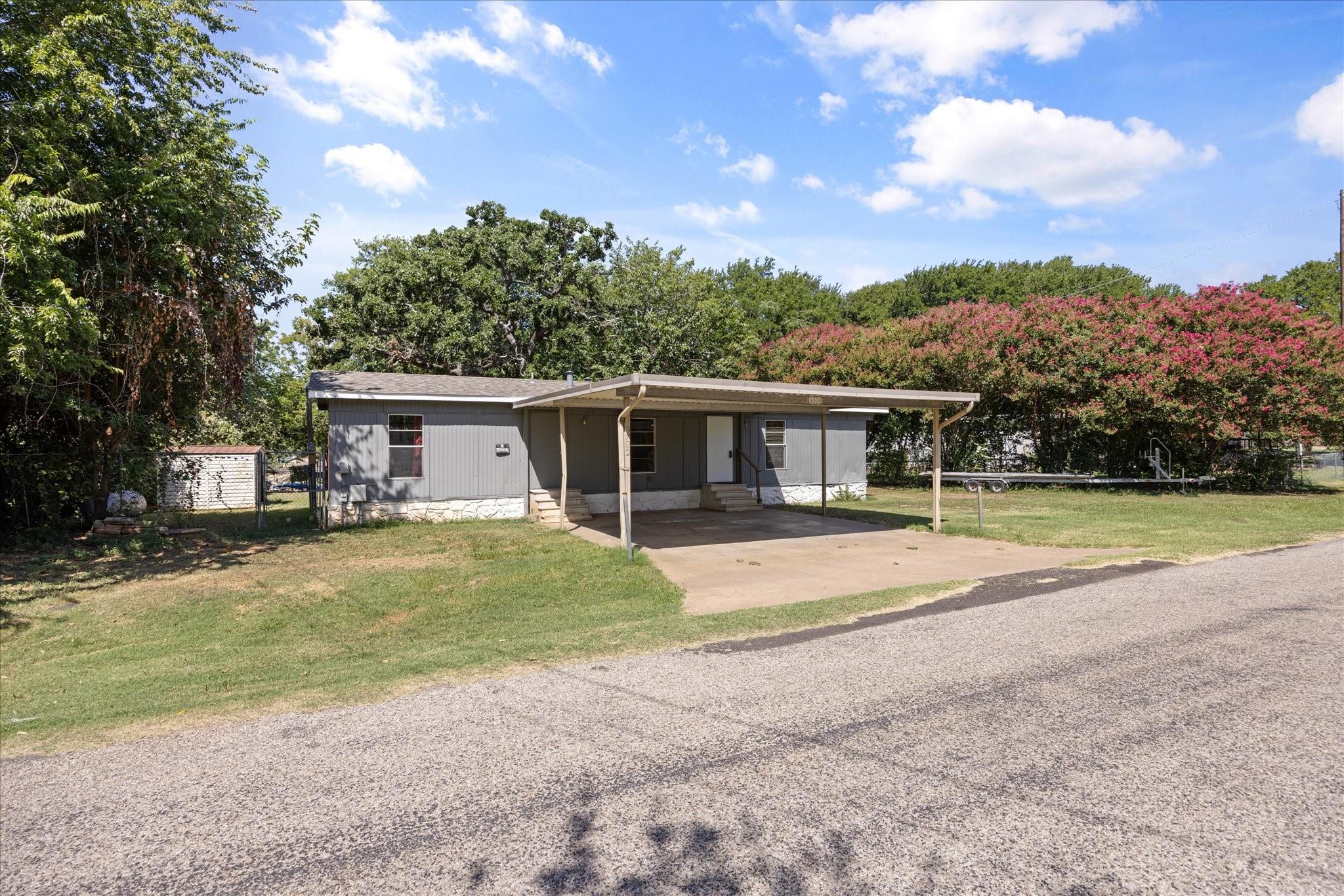 main property photo 37
