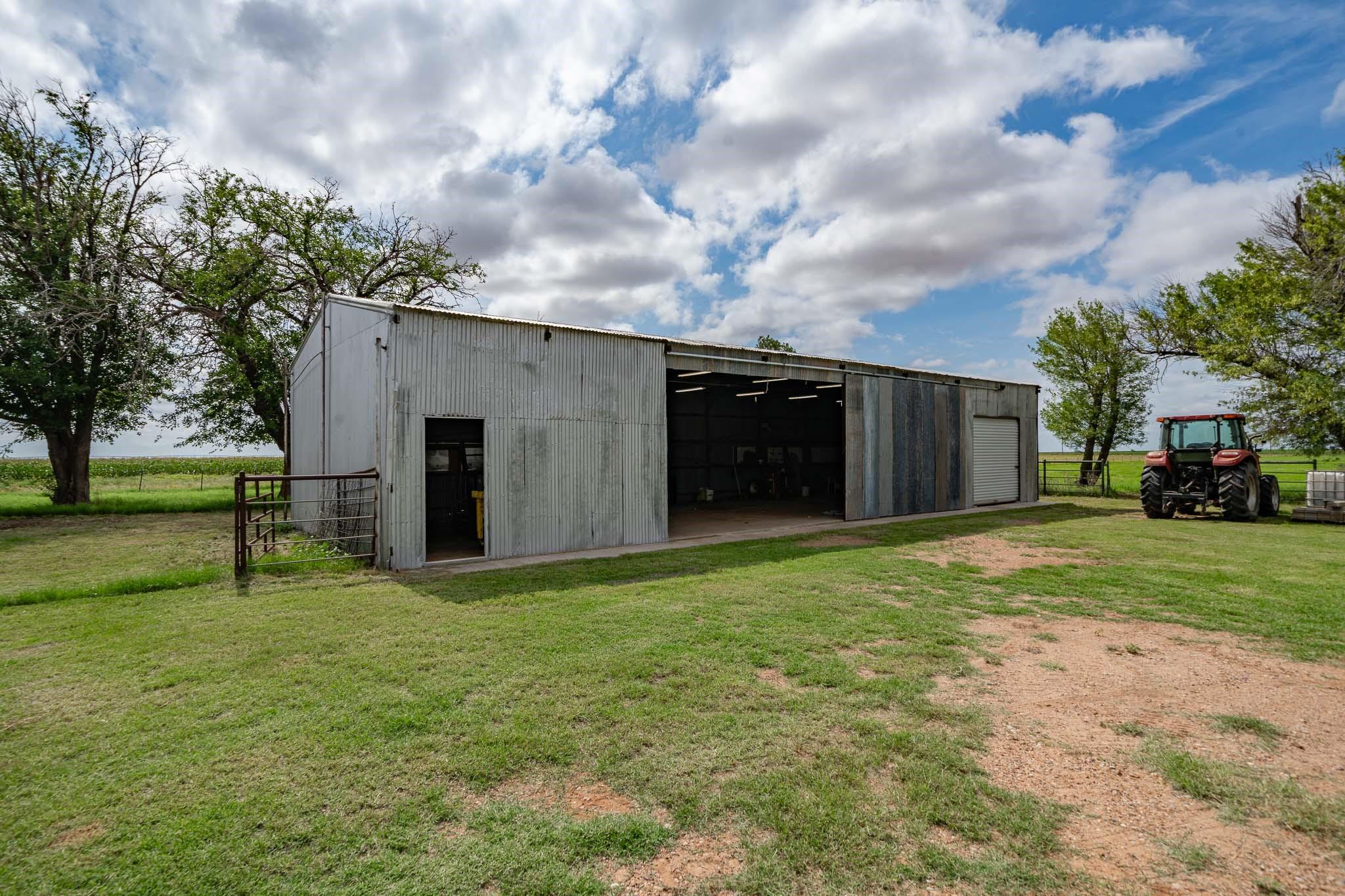 main property photo 30