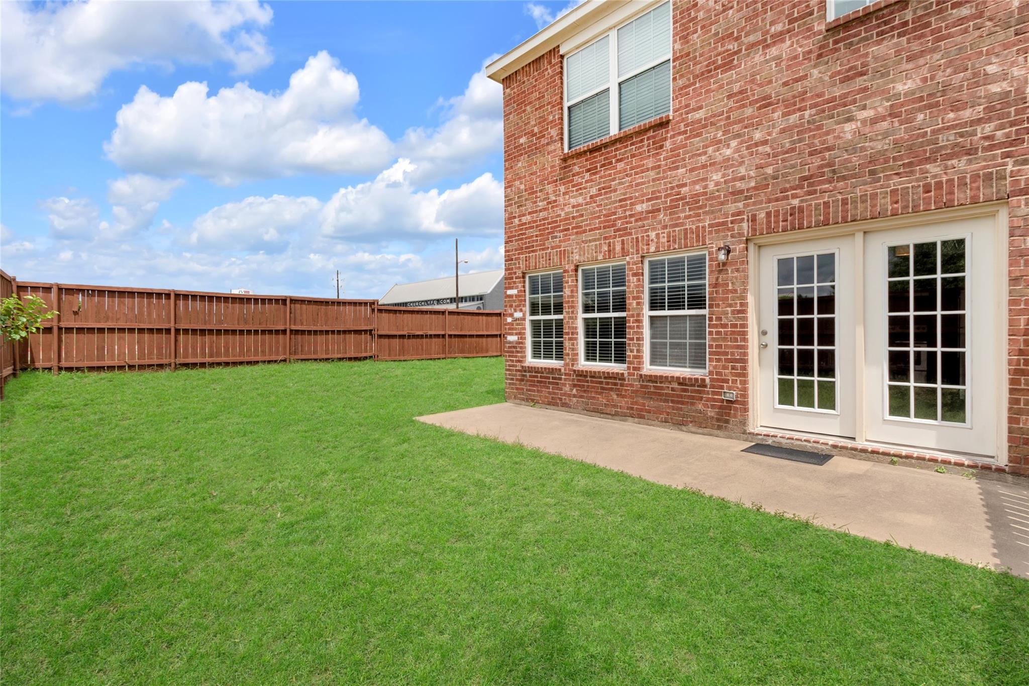 main property photo 21