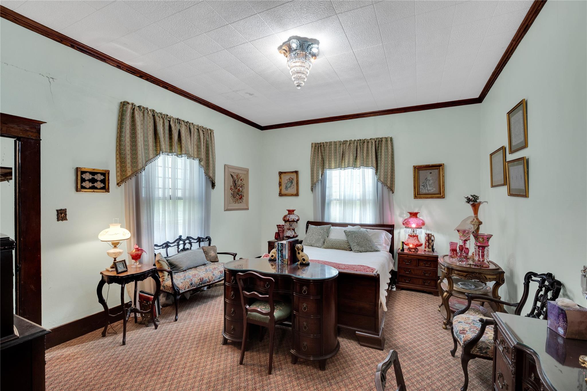 main property photo 13