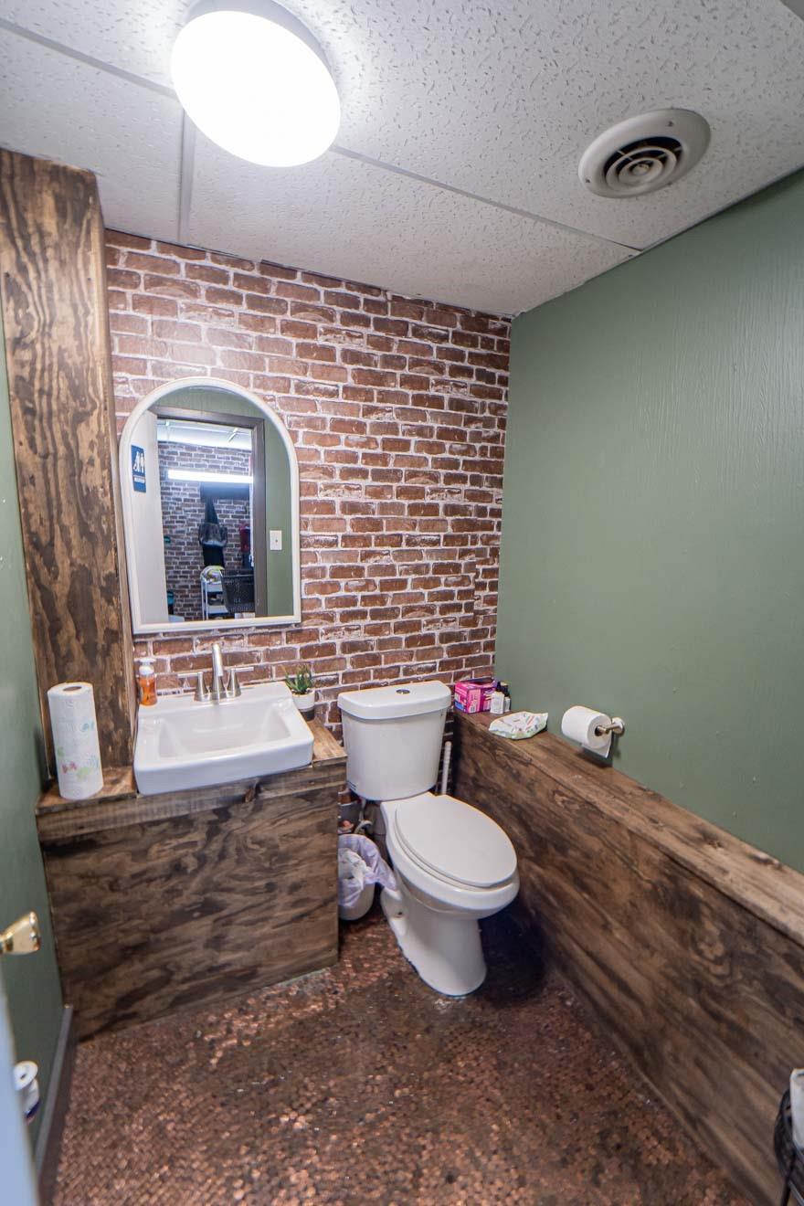 main property photo 24
