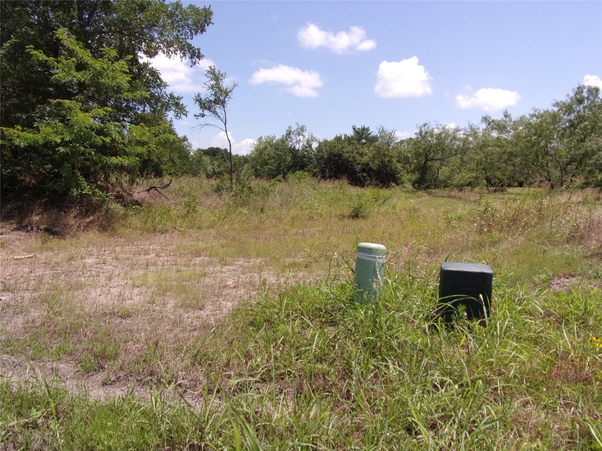 main property photo 16