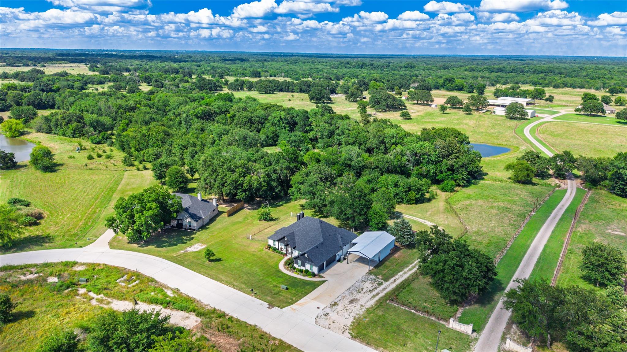main property photo 38