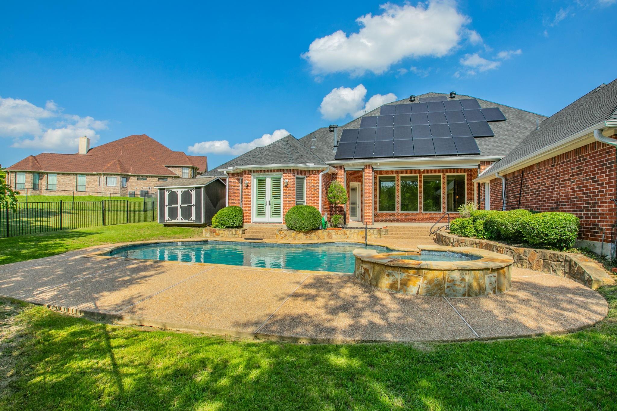main property photo 19