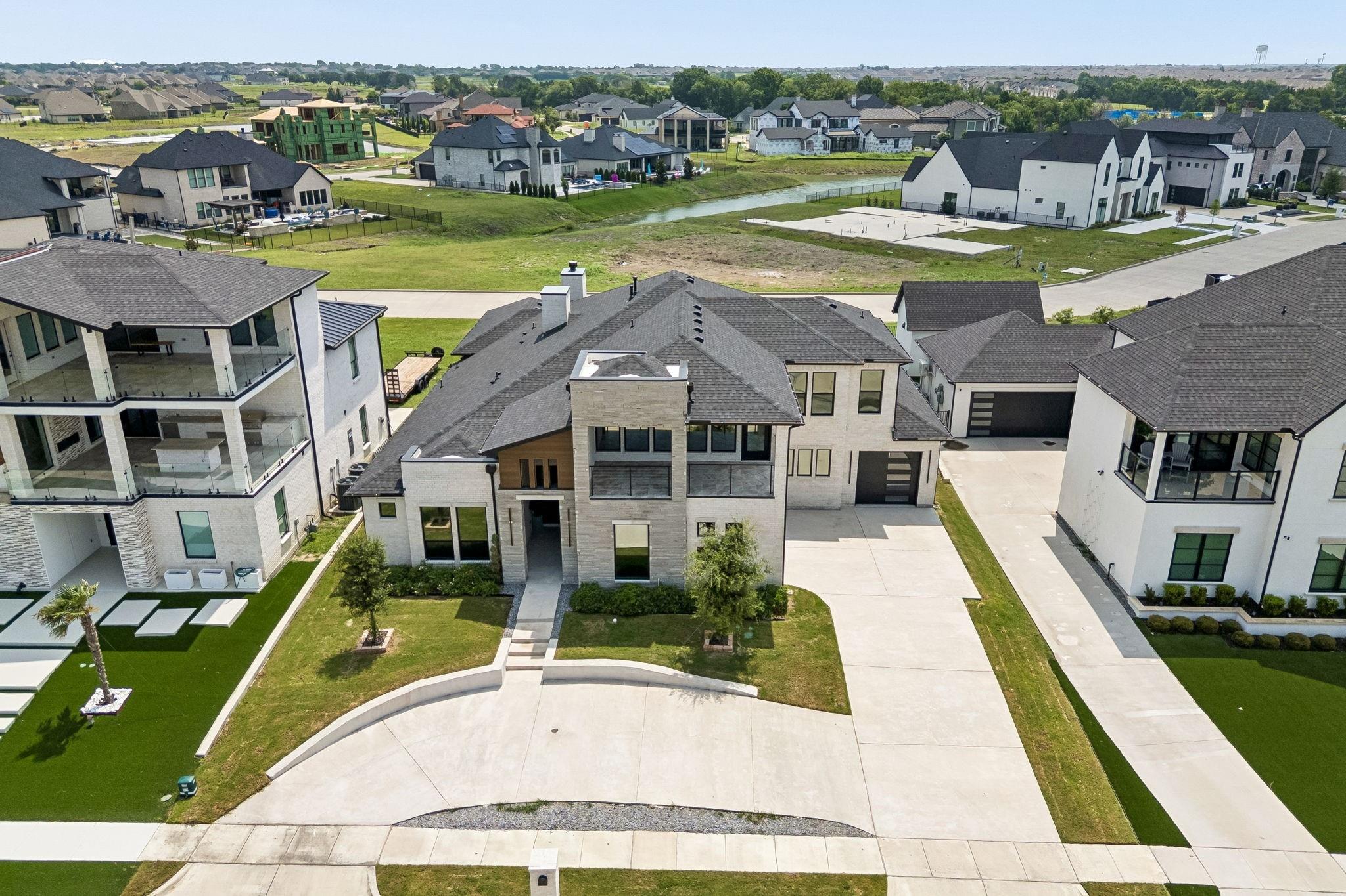 main property photo 27