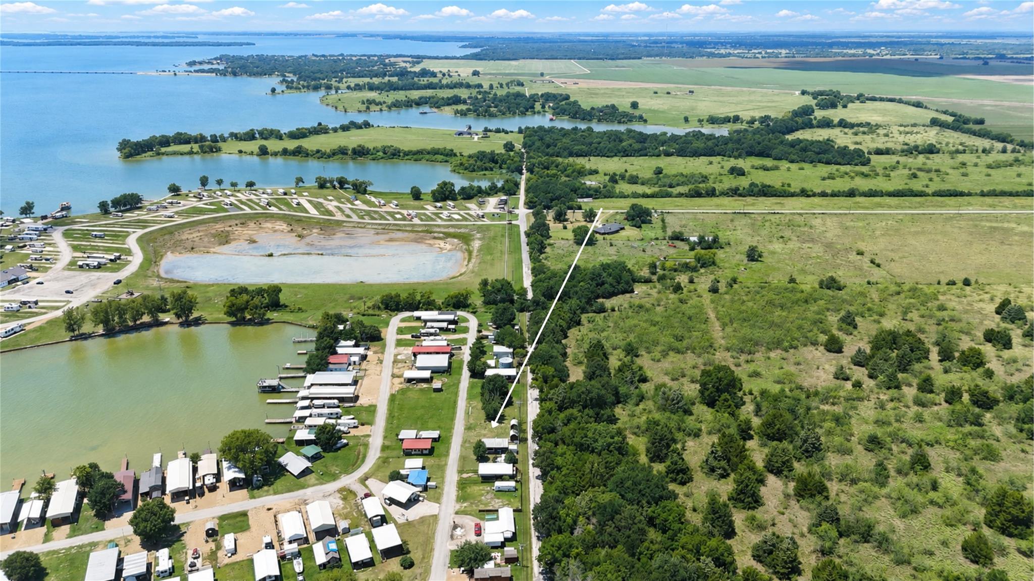 main property photo 13