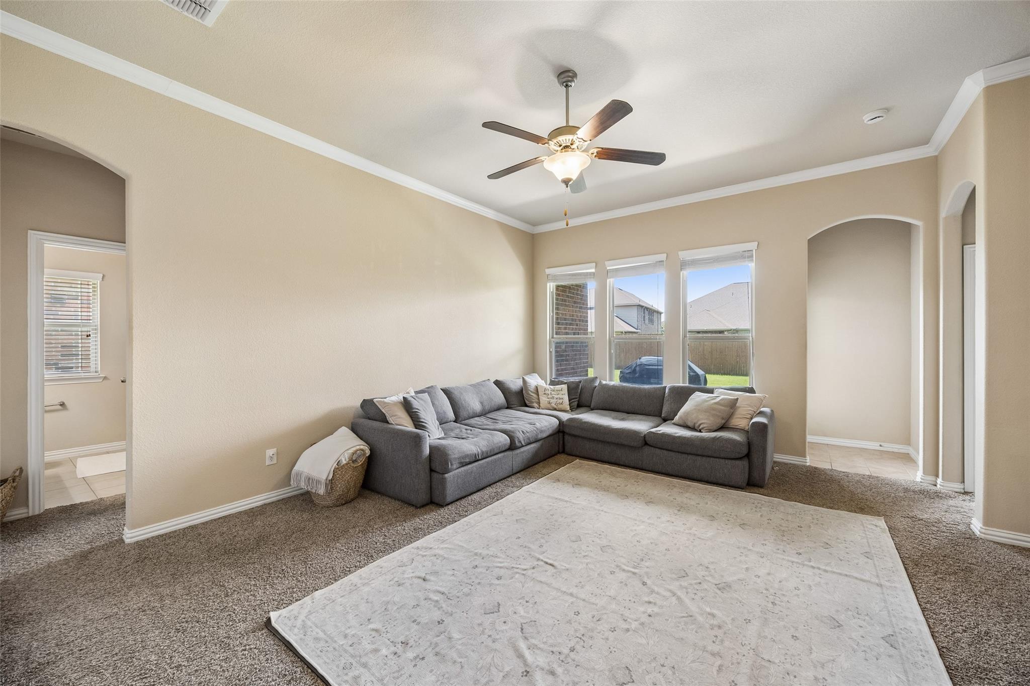property viewer photo 12