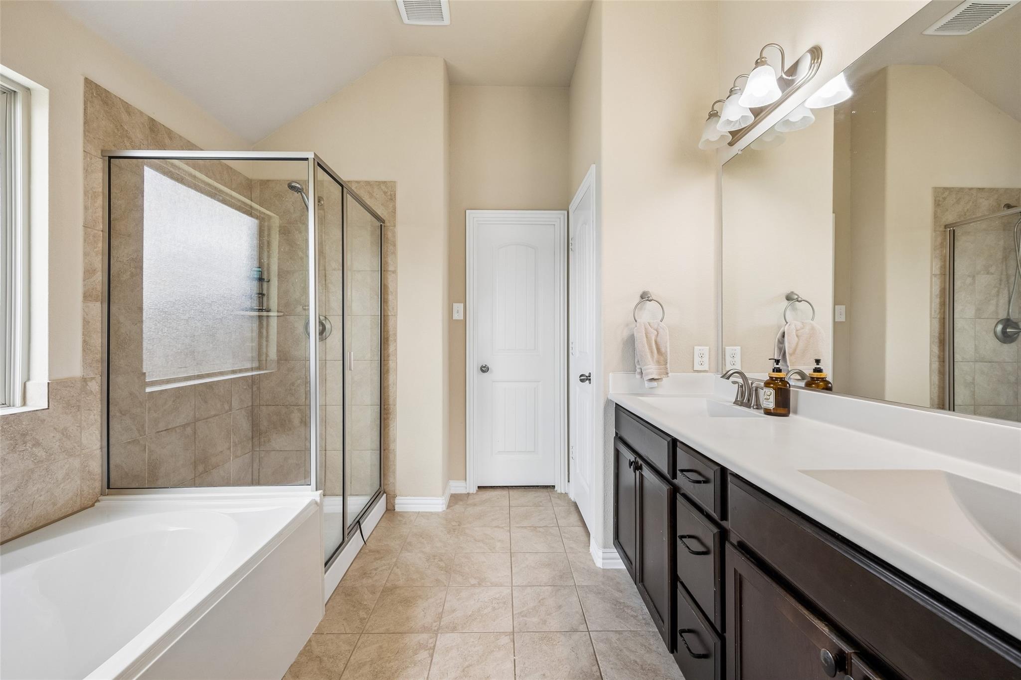 property viewer photo 16