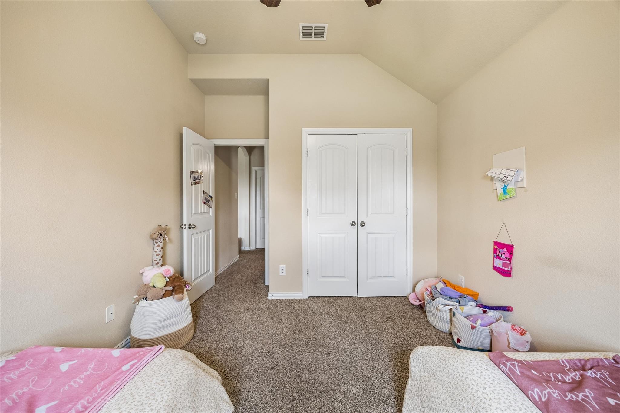 property viewer photo 19