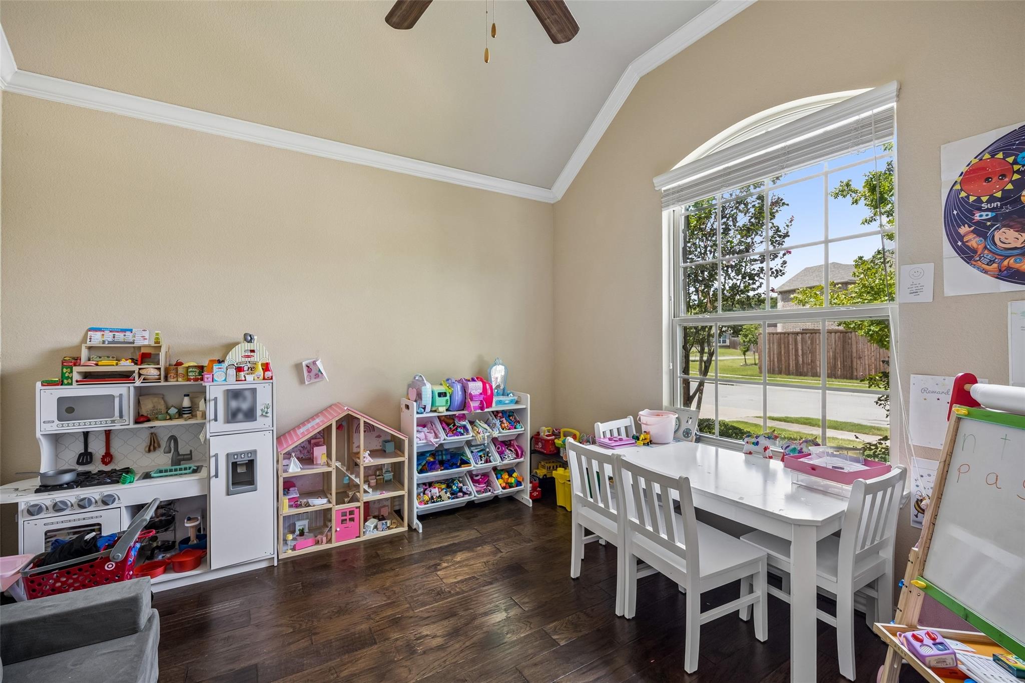 property viewer photo 3