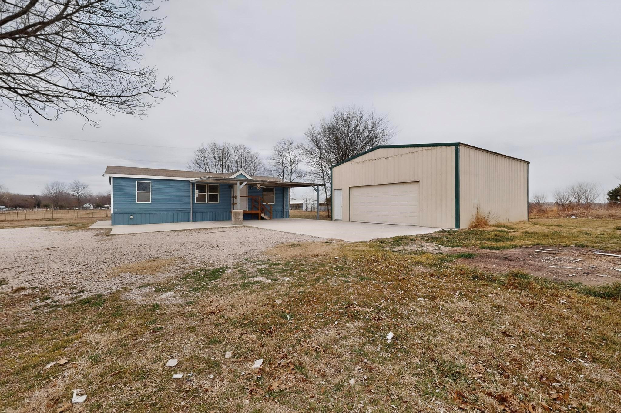main property photo 16