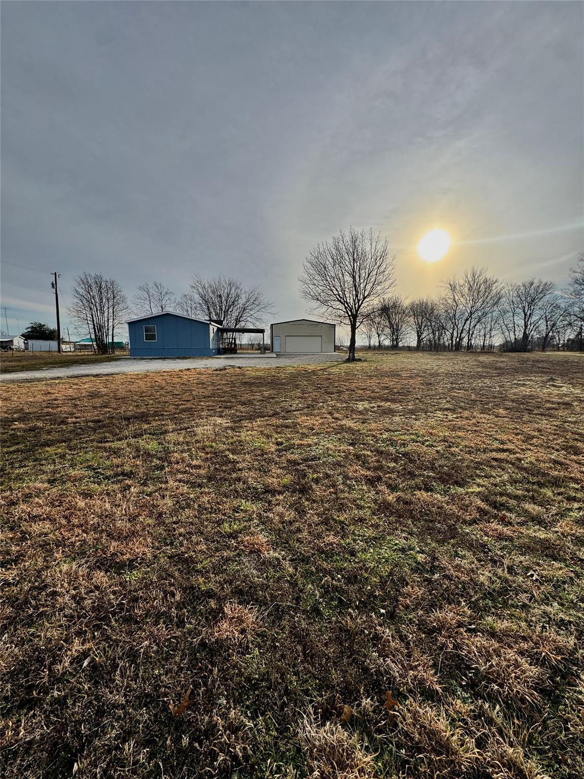 main property photo 17