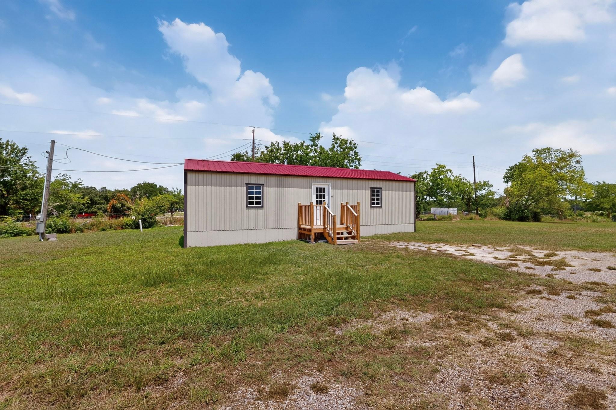 main property photo 2