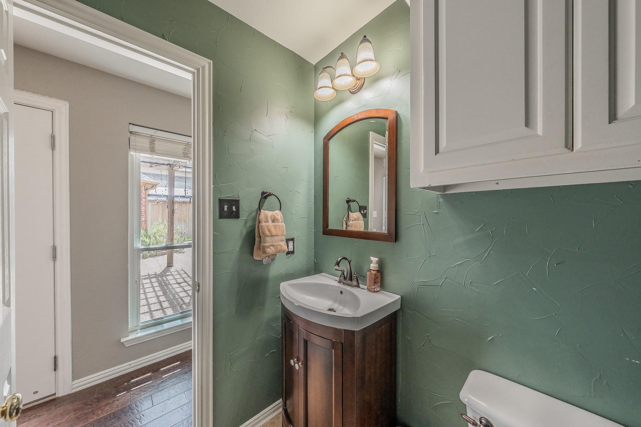 main property photo 33