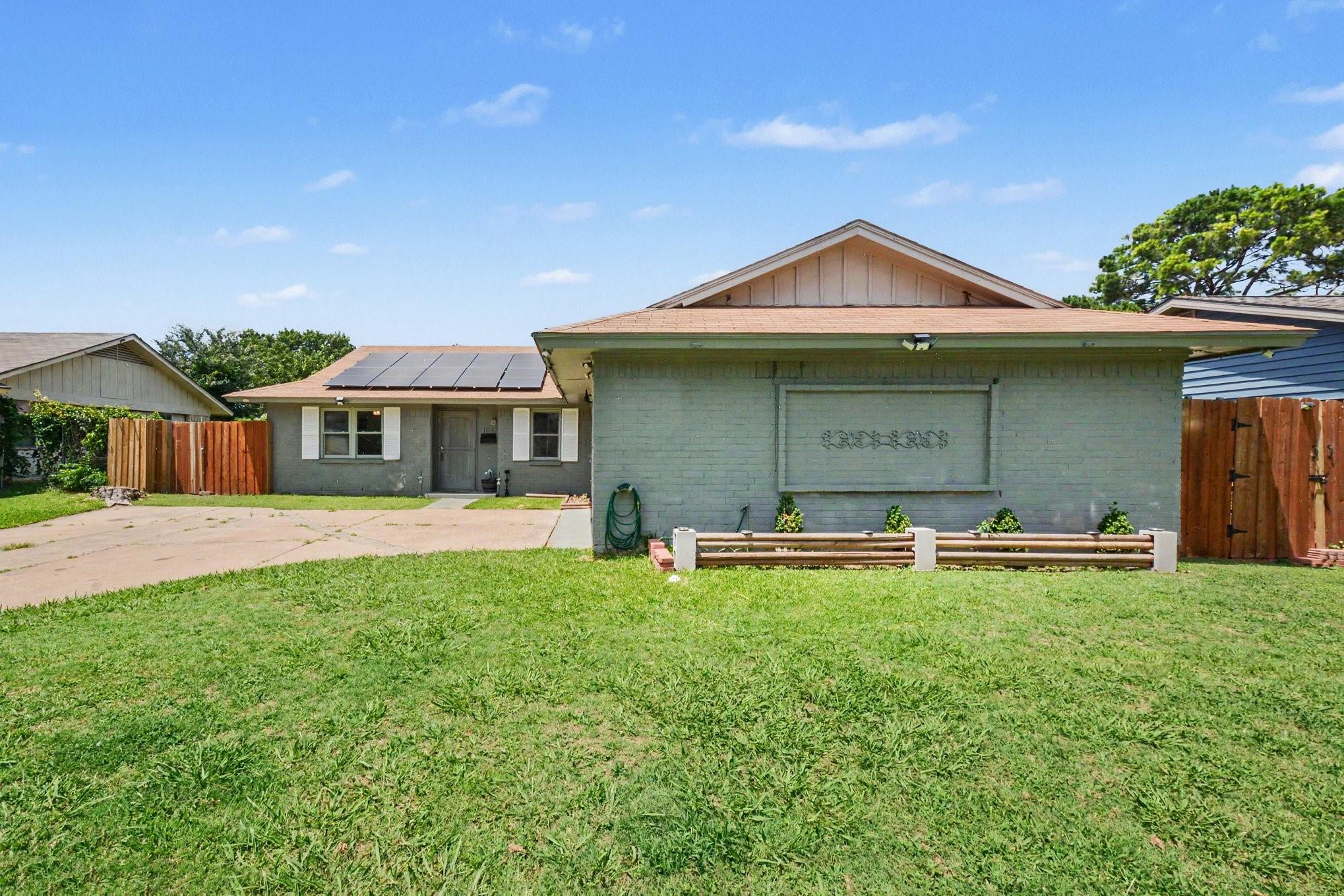 main property photo 28
