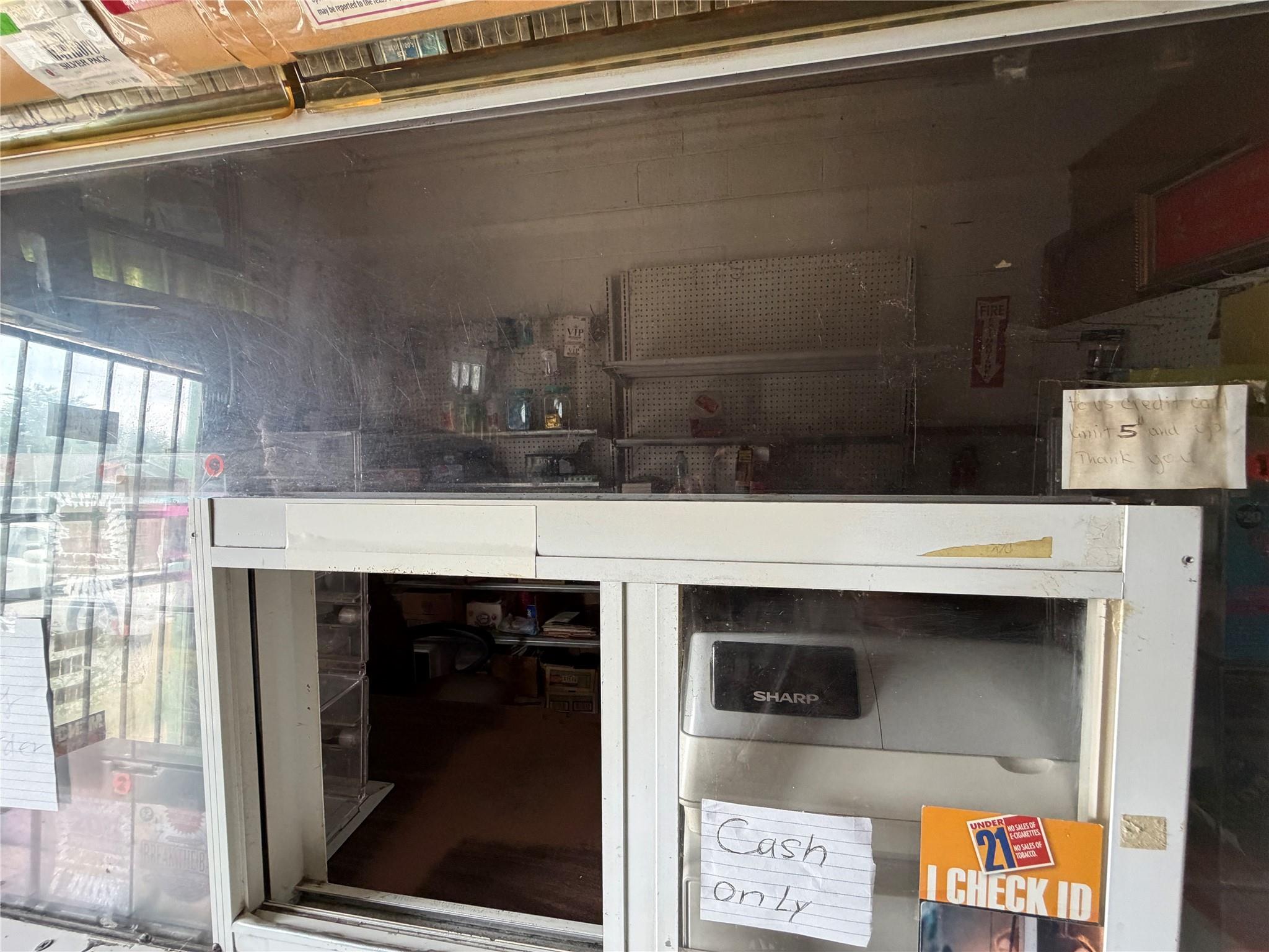 main property photo 9