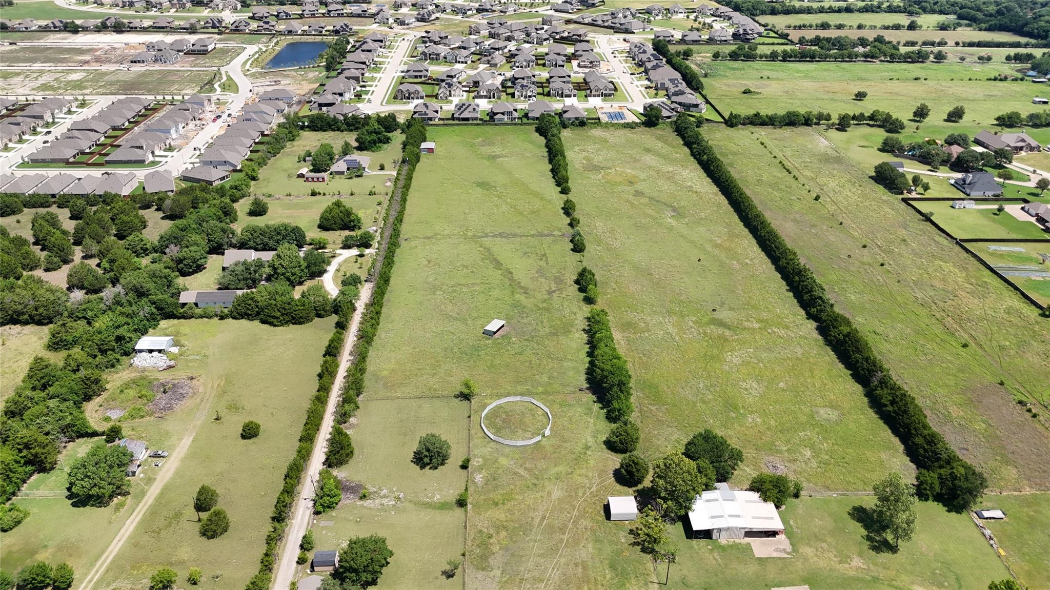 main property photo 25