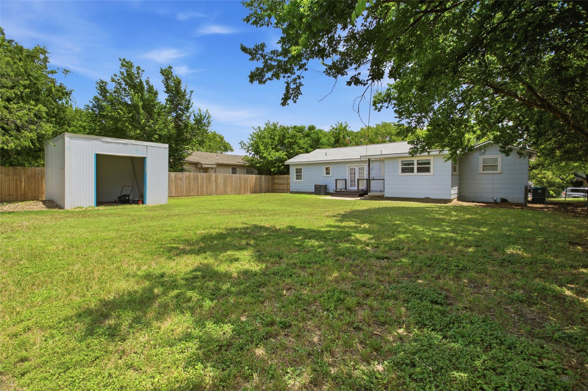 main property photo 24
