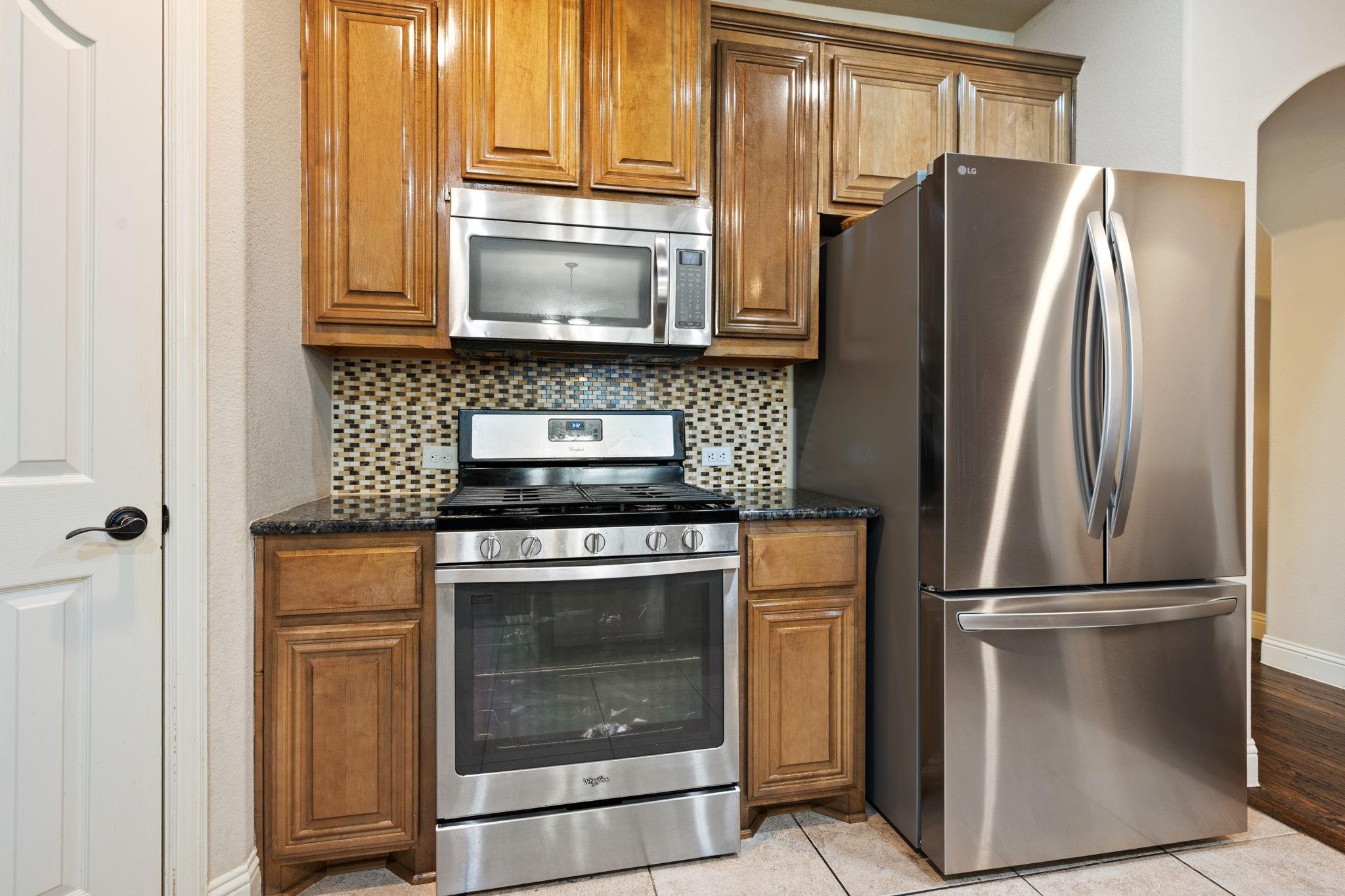 main property photo 8