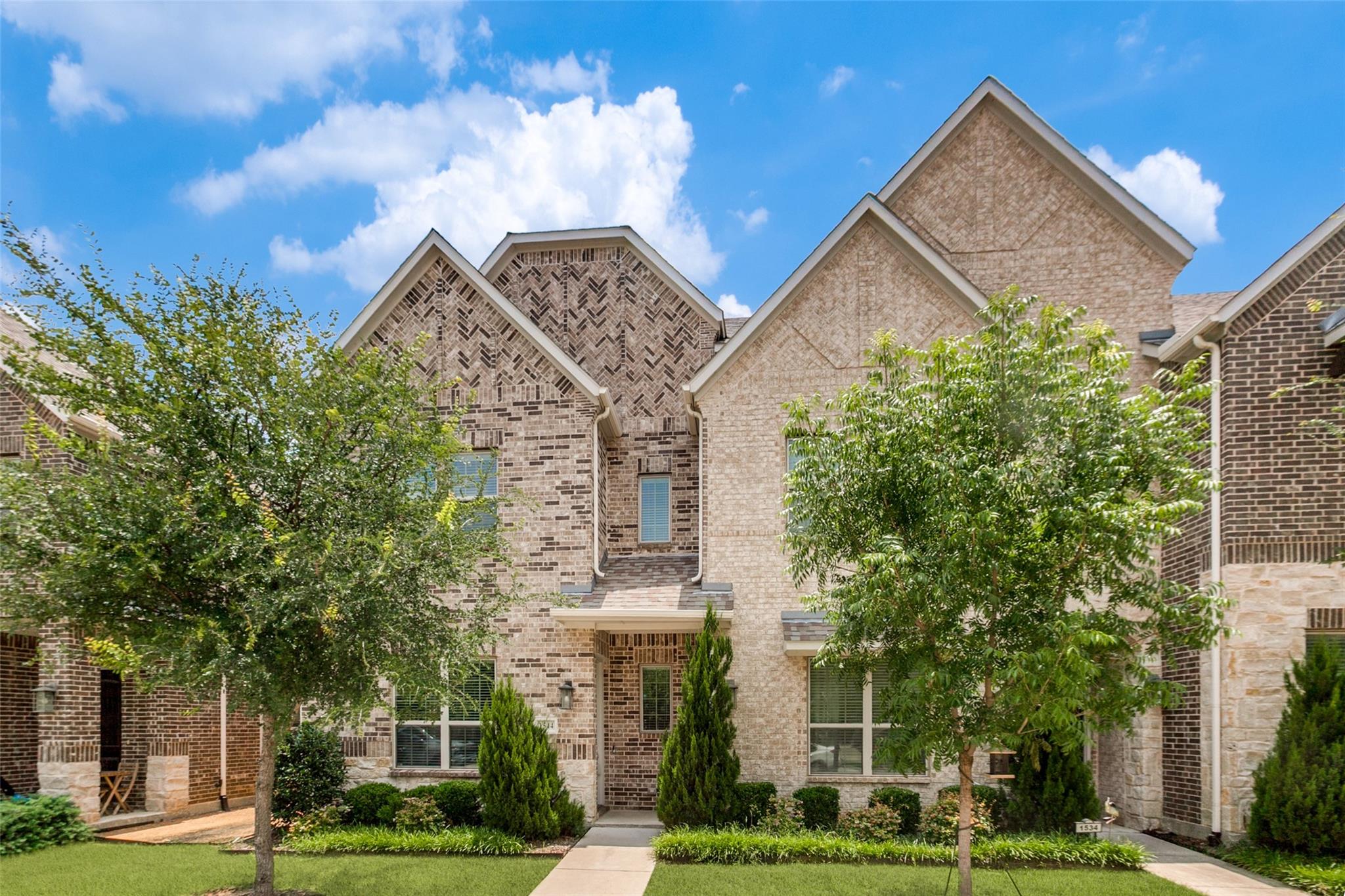main property photo 10