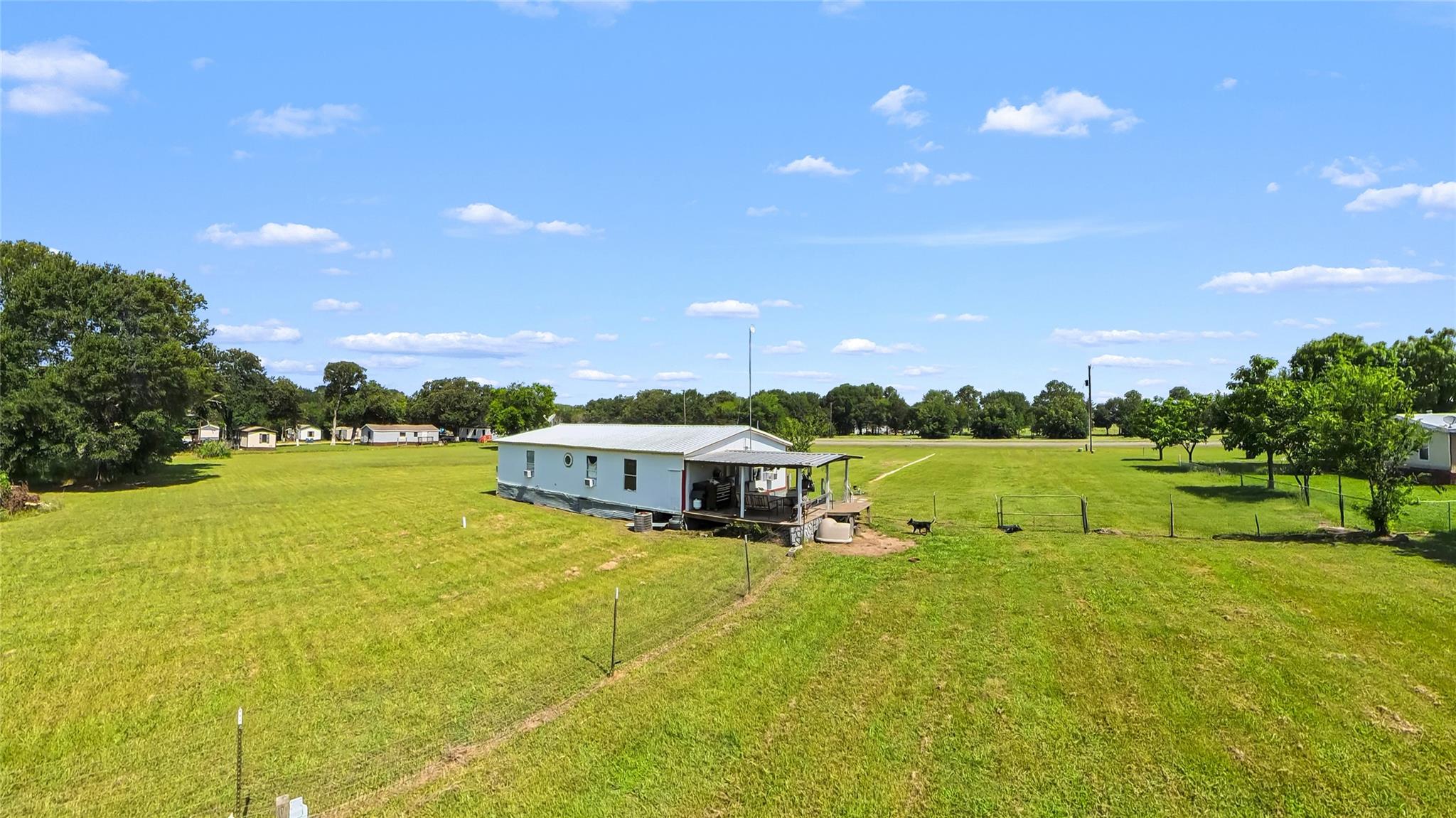 main property photo 21