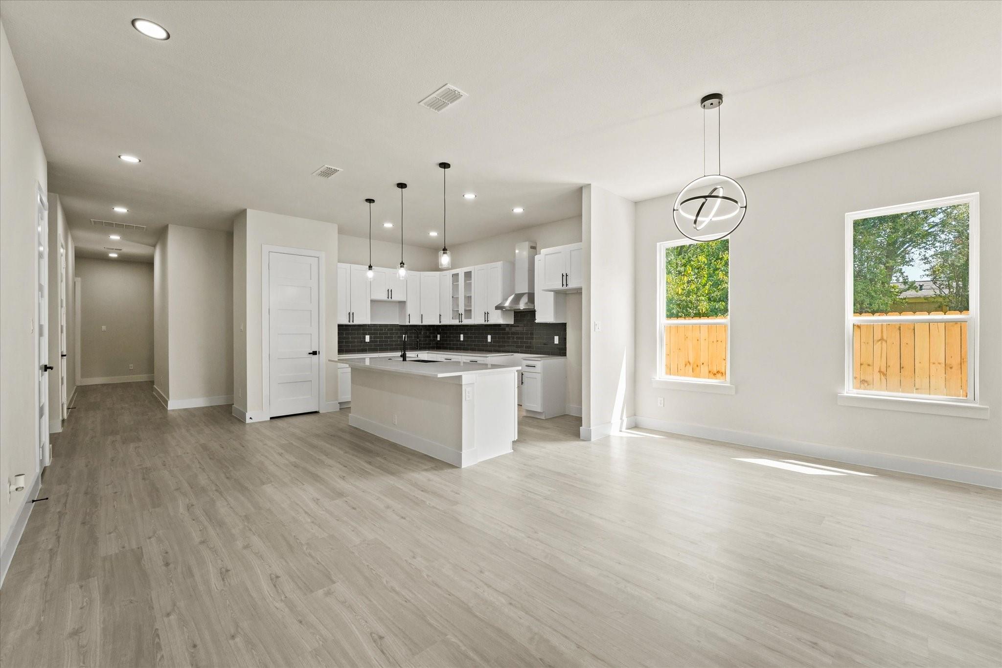 property viewer photo 5