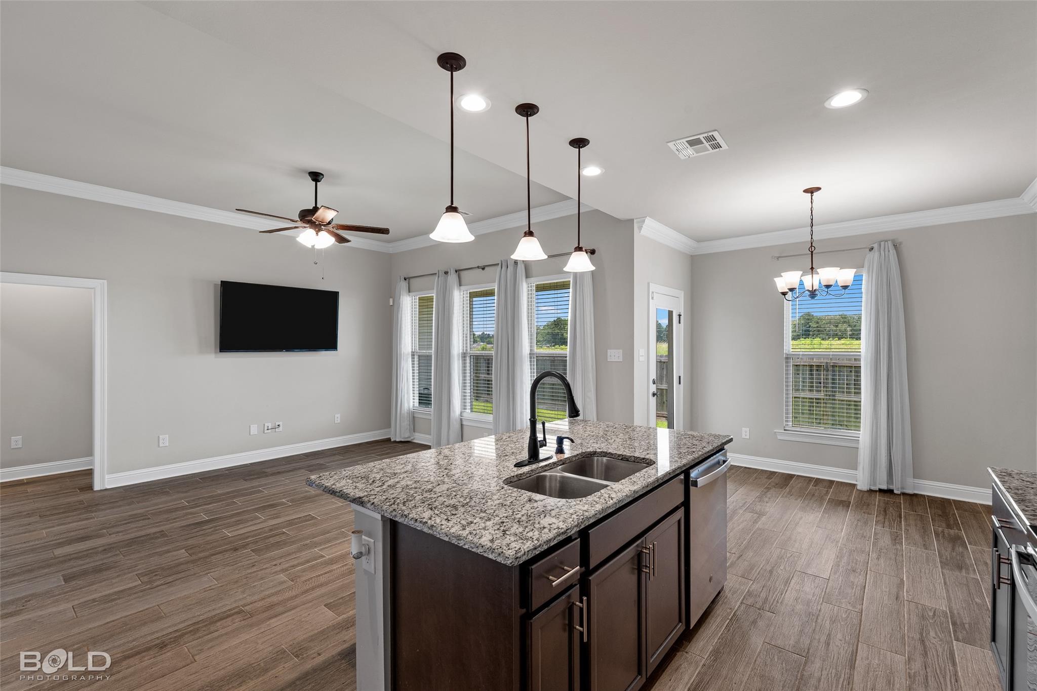 property viewer photo 10