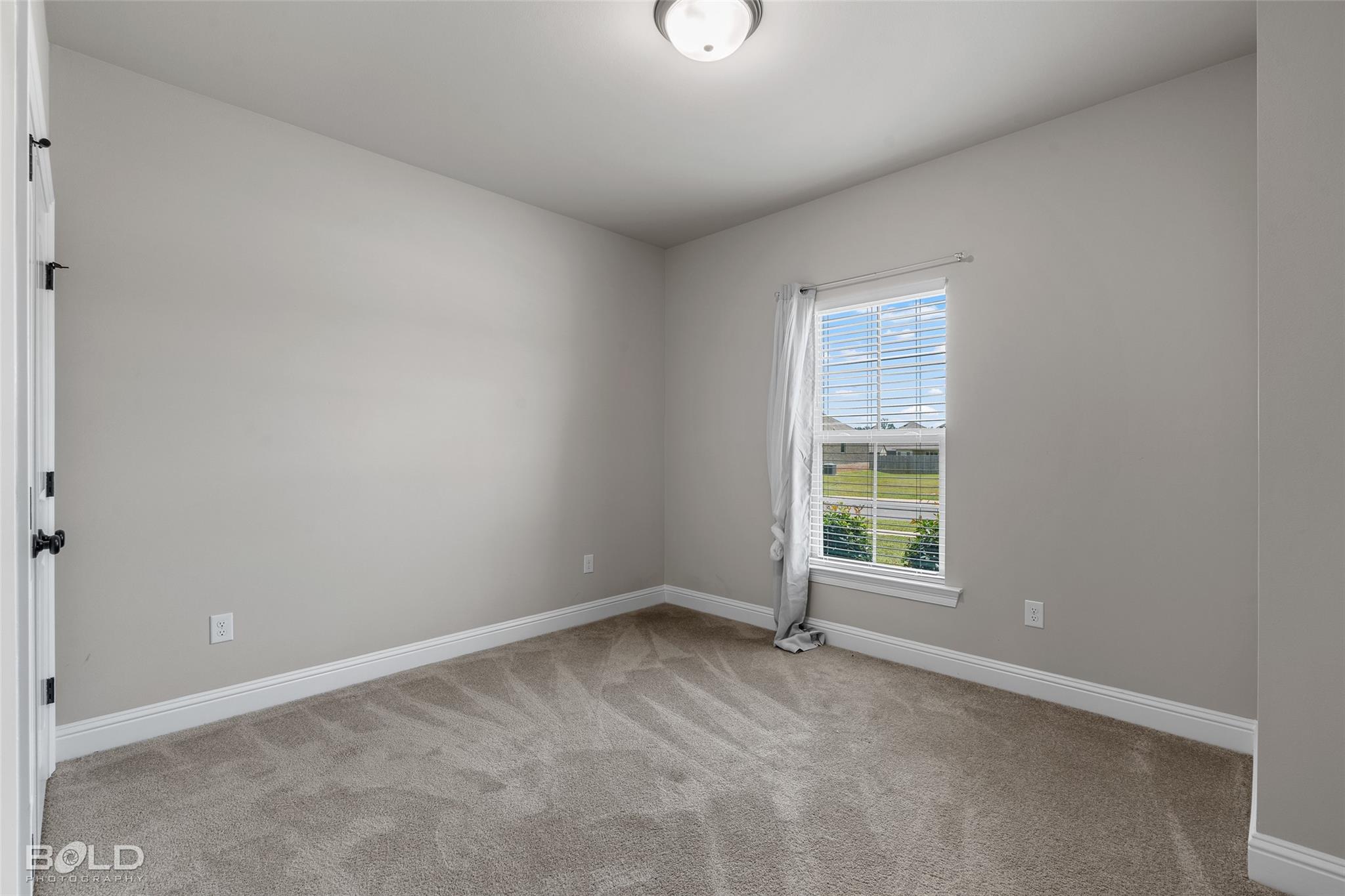 property viewer photo 17