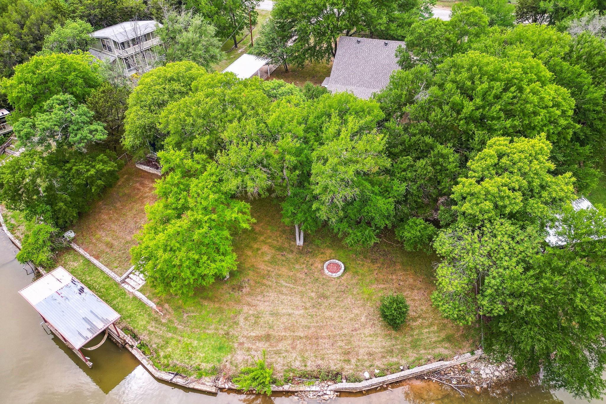 main property photo 27