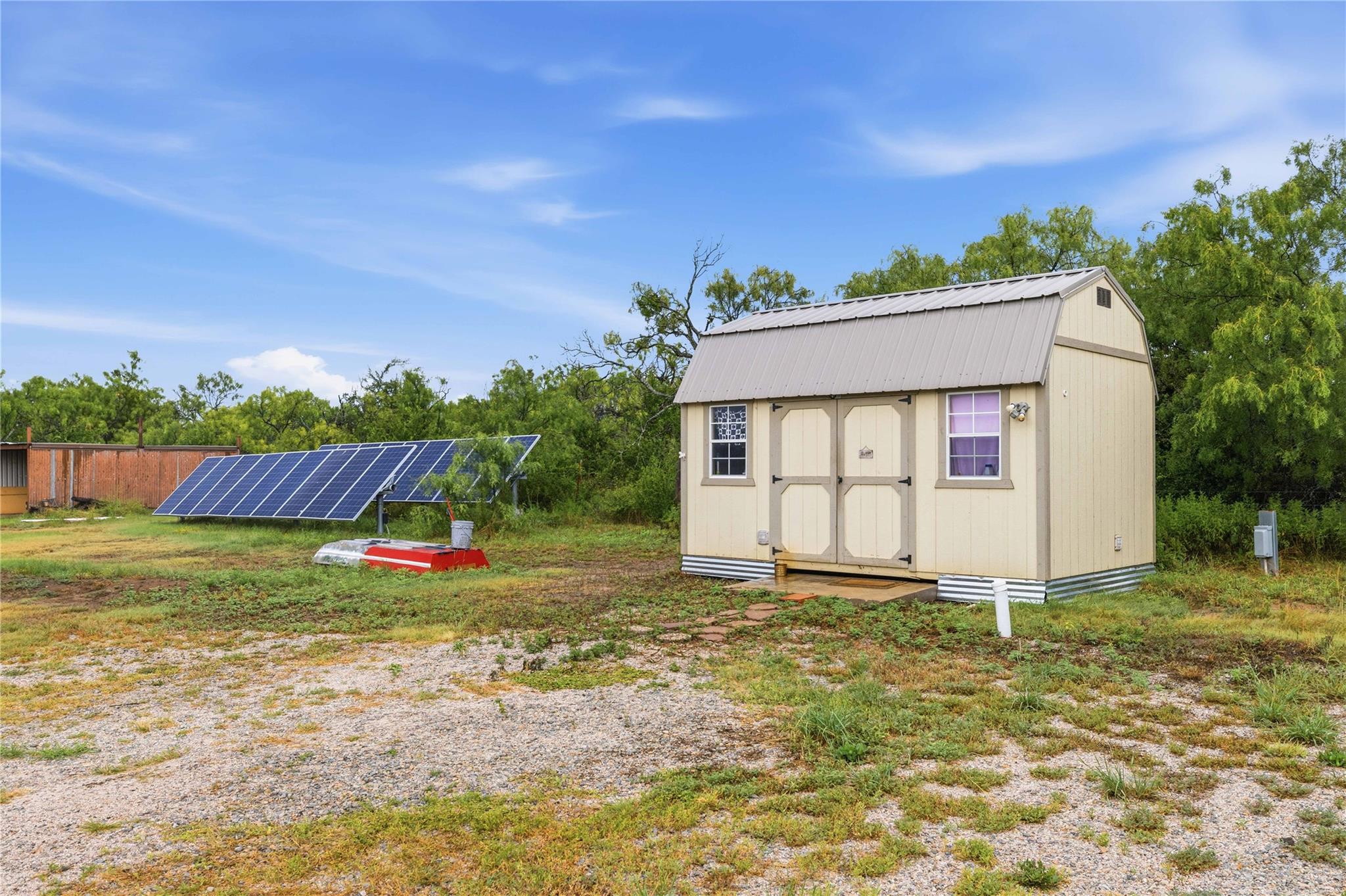 main property photo 29