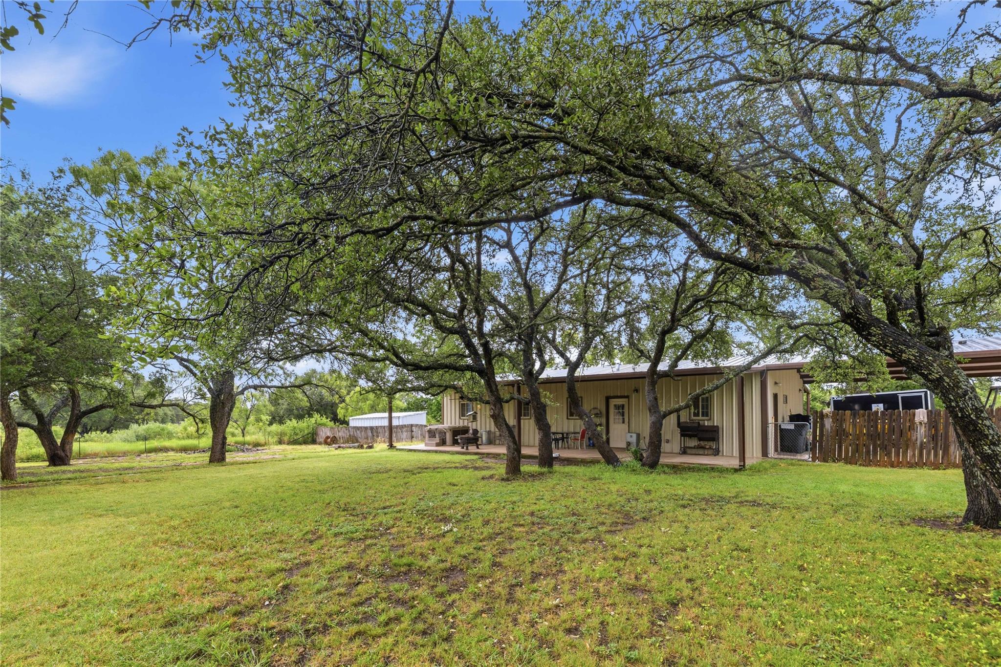 main property photo 38
