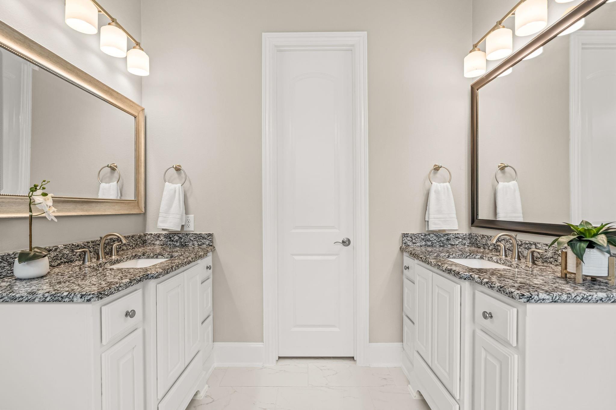 property viewer photo 12