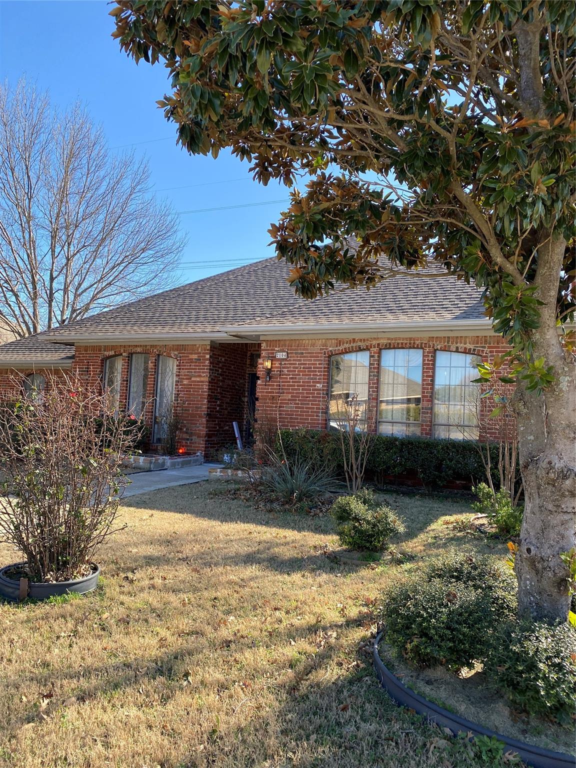 main property photo 3