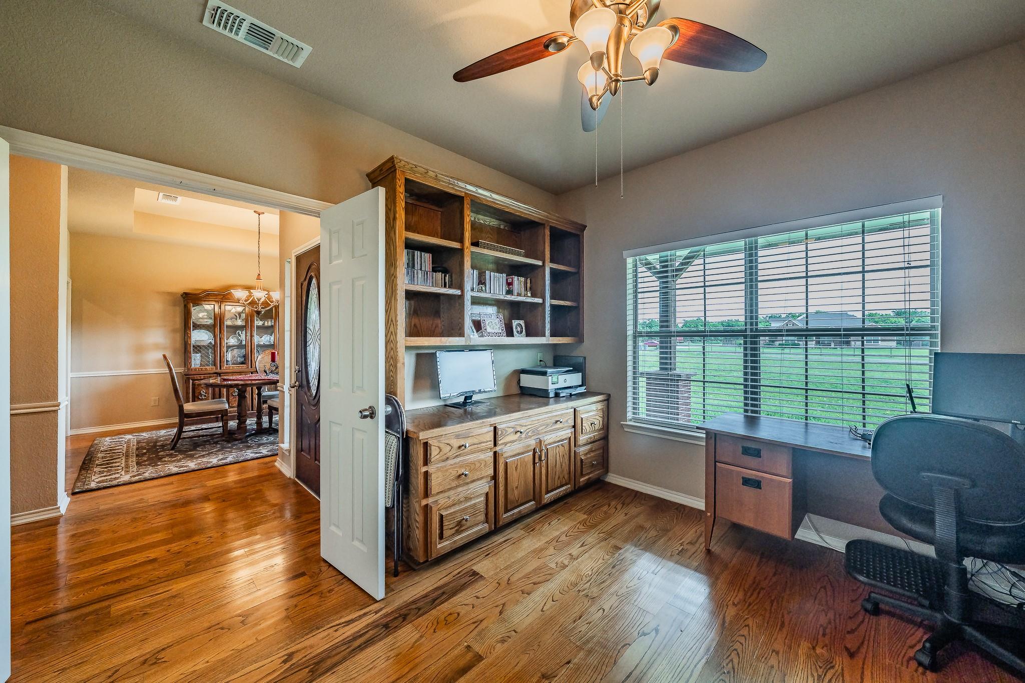 main property photo 13